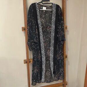 Knox Rose Black Flower  Woman’s Kimono